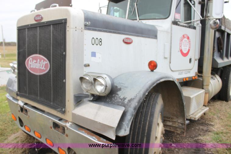 image for item H2016 1983 Peterbilt 359 dump truck