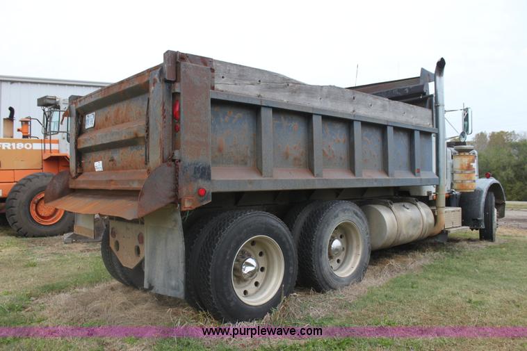 image for item H2016 1983 Peterbilt 359 dump truck