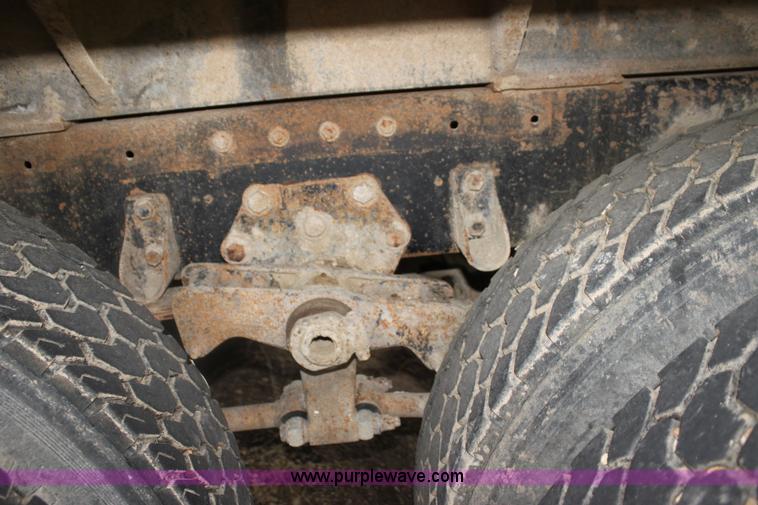 image for item H2016 1983 Peterbilt 359 dump truck