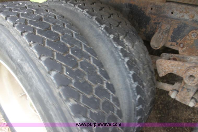 image for item H2016 1983 Peterbilt 359 dump truck