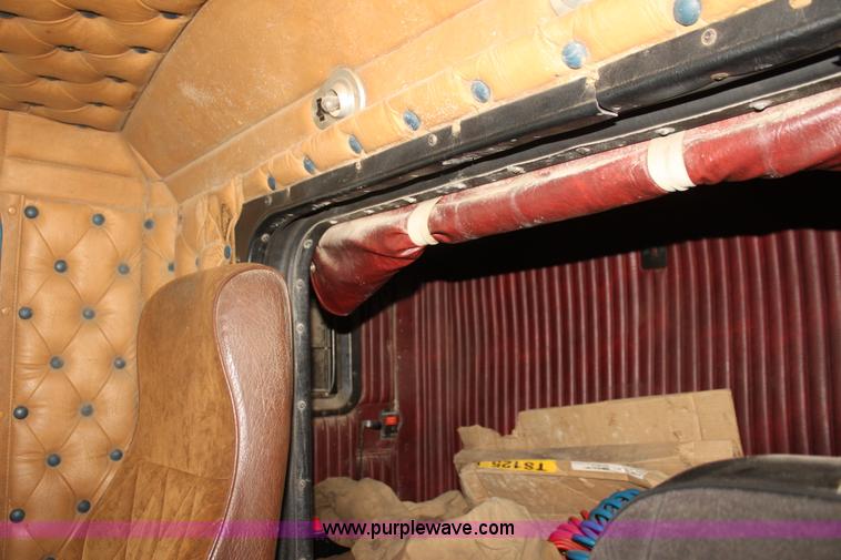 image for item H2027 1982 Kenworth W900 semi wrecker truck