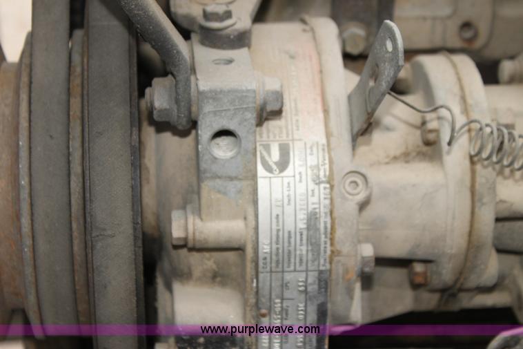 image for item H2027 1982 Kenworth W900 semi wrecker truck