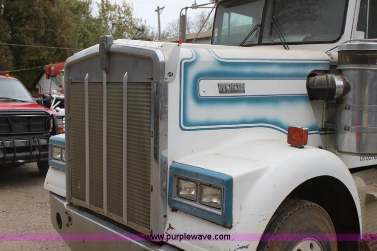 image for item H2027 1982 Kenworth W900 semi wrecker truck