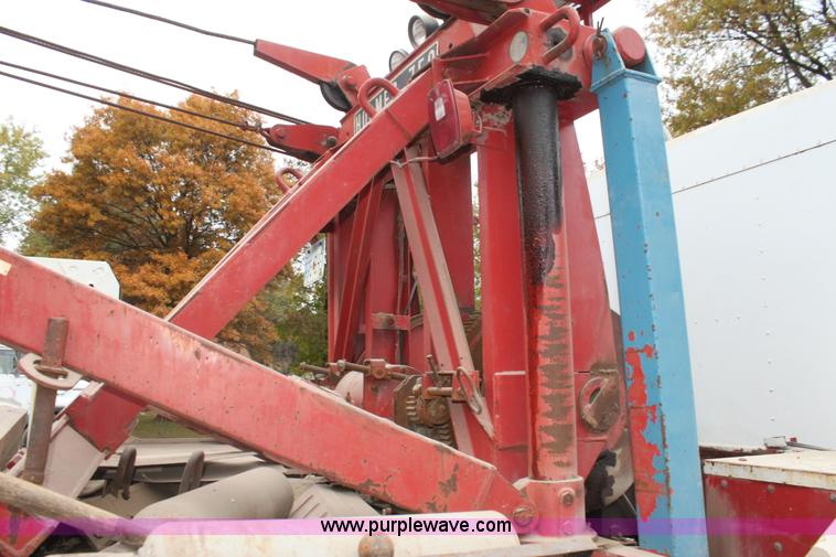 image for item H2027 1982 Kenworth W900 semi wrecker truck