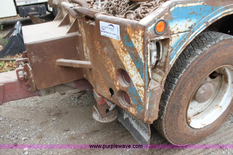 image for item H2027 1982 Kenworth W900 semi wrecker truck