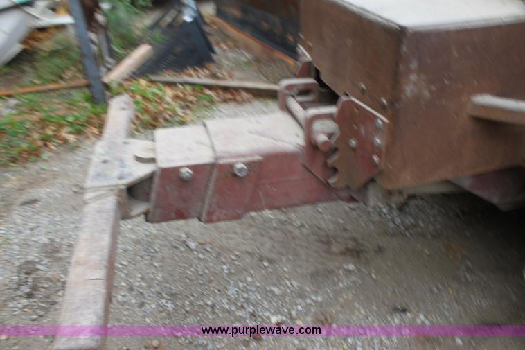 image for item H2027 1982 Kenworth W900 semi wrecker truck