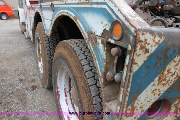 image for item H2027 1982 Kenworth W900 semi wrecker truck