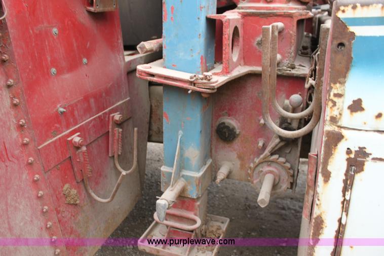 image for item H2027 1982 Kenworth W900 semi wrecker truck