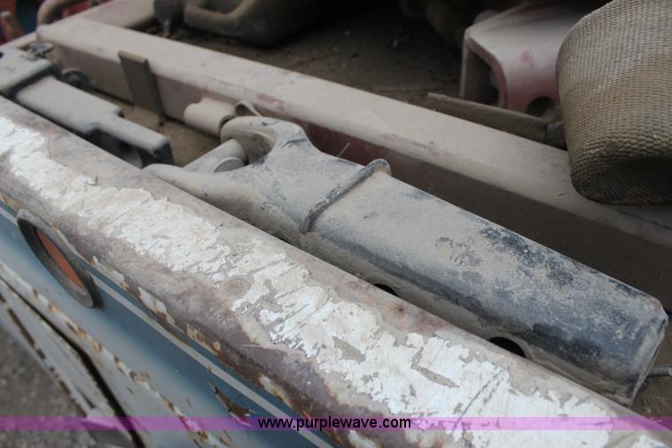 image for item H2027 1982 Kenworth W900 semi wrecker truck