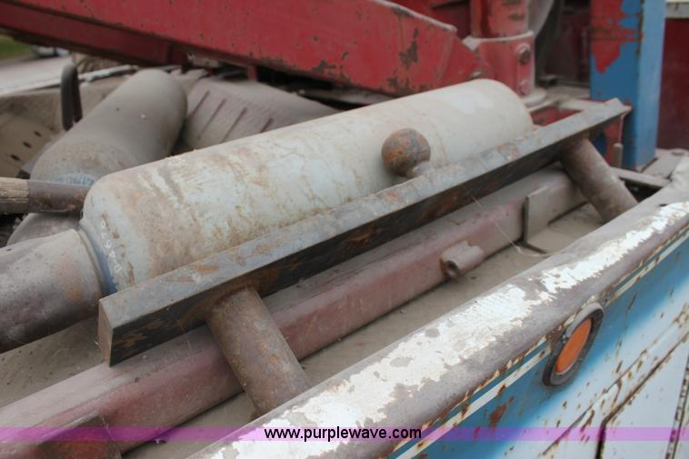 image for item H2027 1982 Kenworth W900 semi wrecker truck