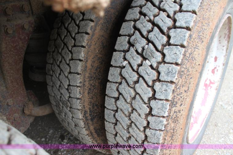 image for item H2027 1982 Kenworth W900 semi wrecker truck