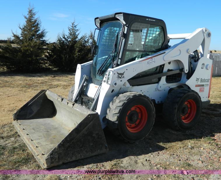 image for item H2309 2011 Bobcat S750 skid steer