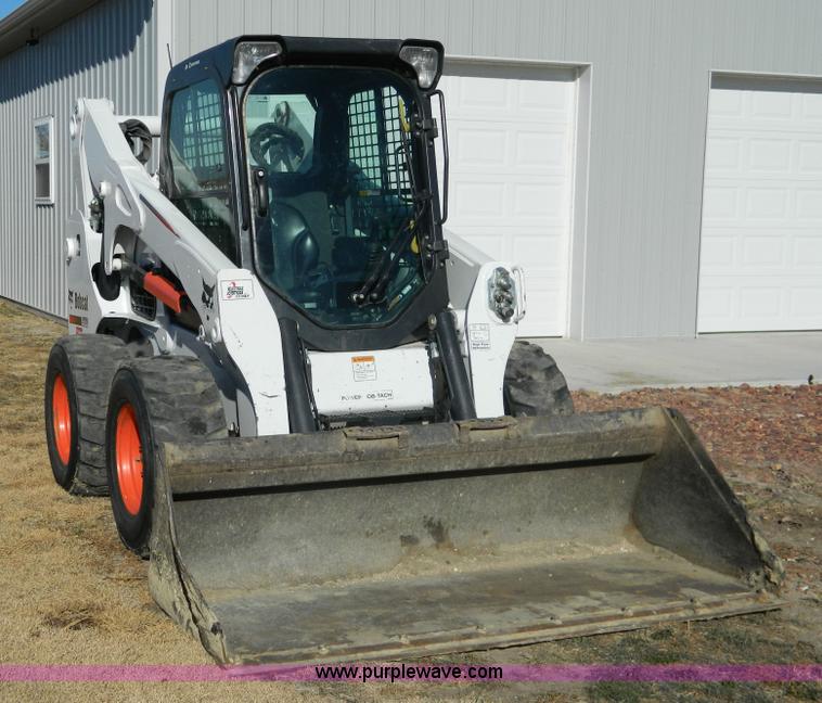 image for item H2309 2011 Bobcat S750 skid steer