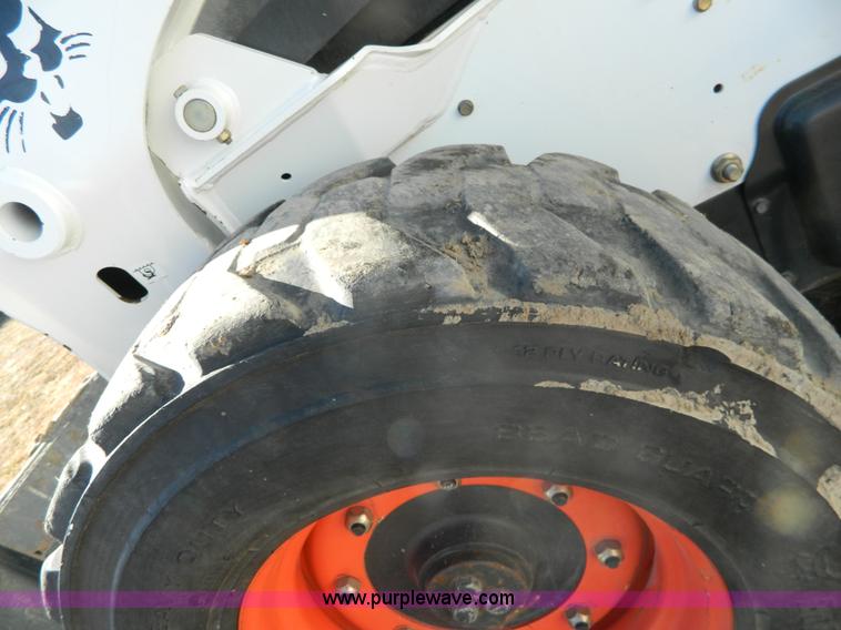 image for item H2309 2011 Bobcat S750 skid steer