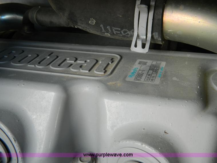 image for item H2309 2011 Bobcat S750 skid steer