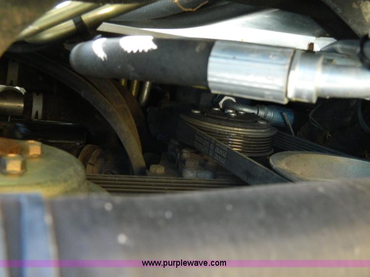 image for item H2309 2011 Bobcat S750 skid steer