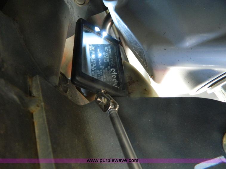 image for item H2309 2011 Bobcat S750 skid steer