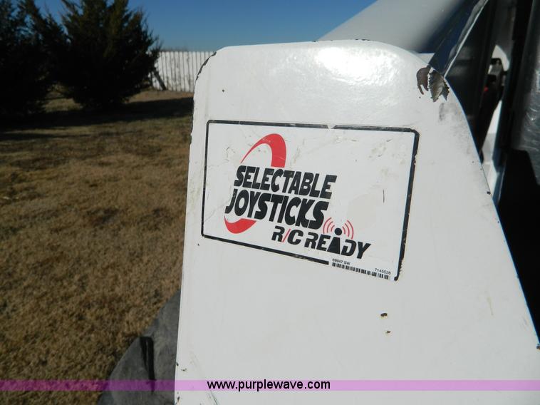 image for item H2309 2011 Bobcat S750 skid steer