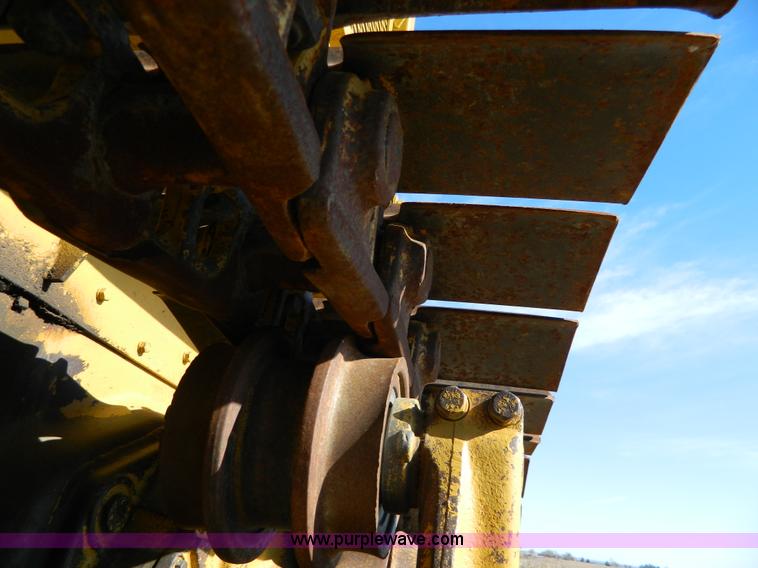 image for item H2335 1969 Caterpillar D6C dozer