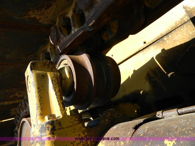 image for item H2335 1969 Caterpillar D6C dozer