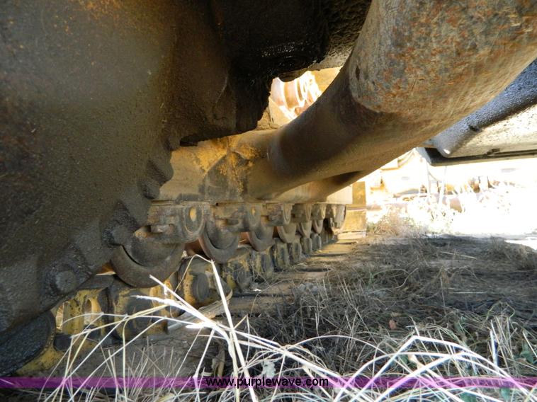 image for item H2335 1969 Caterpillar D6C dozer