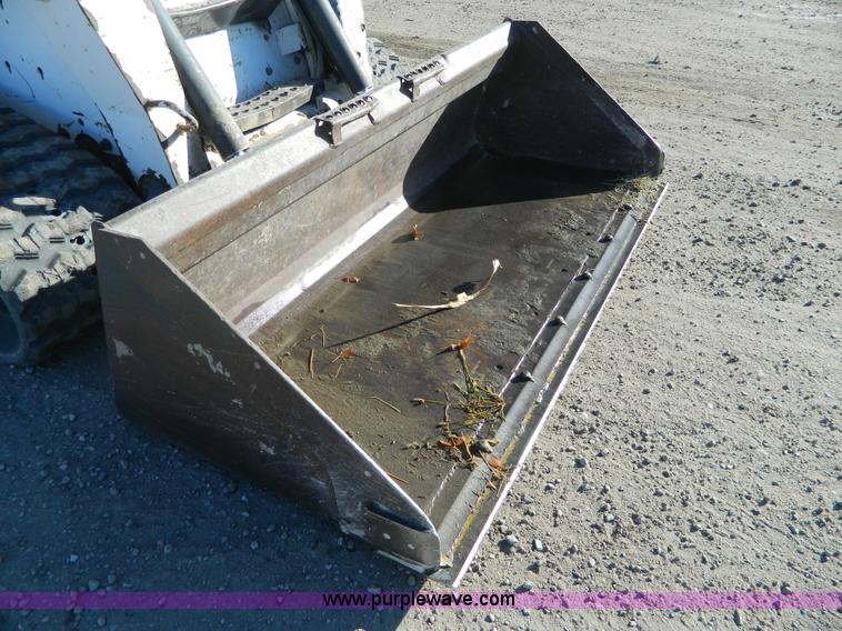 image for item H2339 2006 Bobcat T300 tracked skid steer