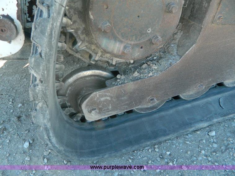 image for item H2339 2006 Bobcat T300 tracked skid steer