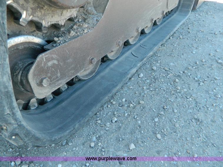 image for item H2339 2006 Bobcat T300 tracked skid steer