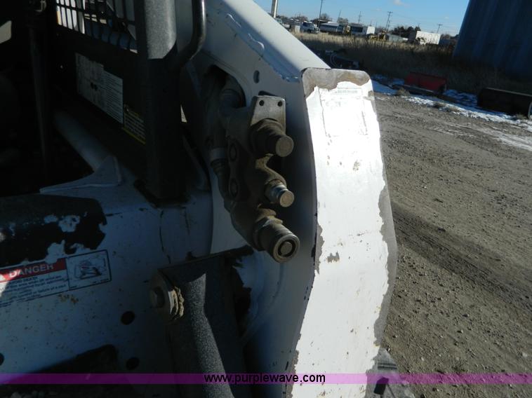 image for item H2339 2006 Bobcat T300 tracked skid steer