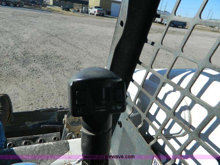 image for item H2339 2006 Bobcat T300 tracked skid steer