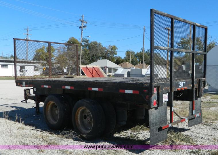 image for item H2351 1969 Load Craft F20S pup trailer