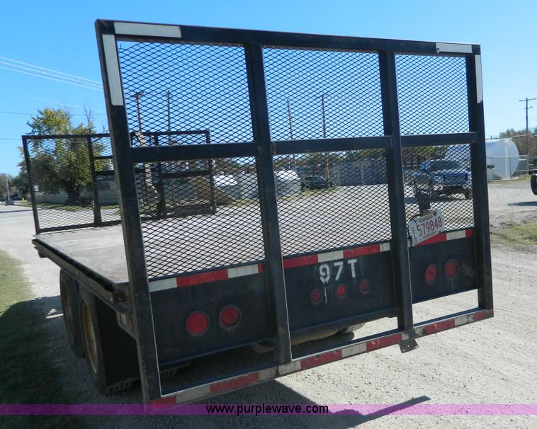 image for item H2352 1999 Neville pup trailer