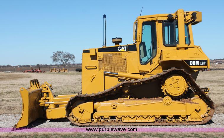 image for item H5508 1999 Caterpillar D6M LGP dozer