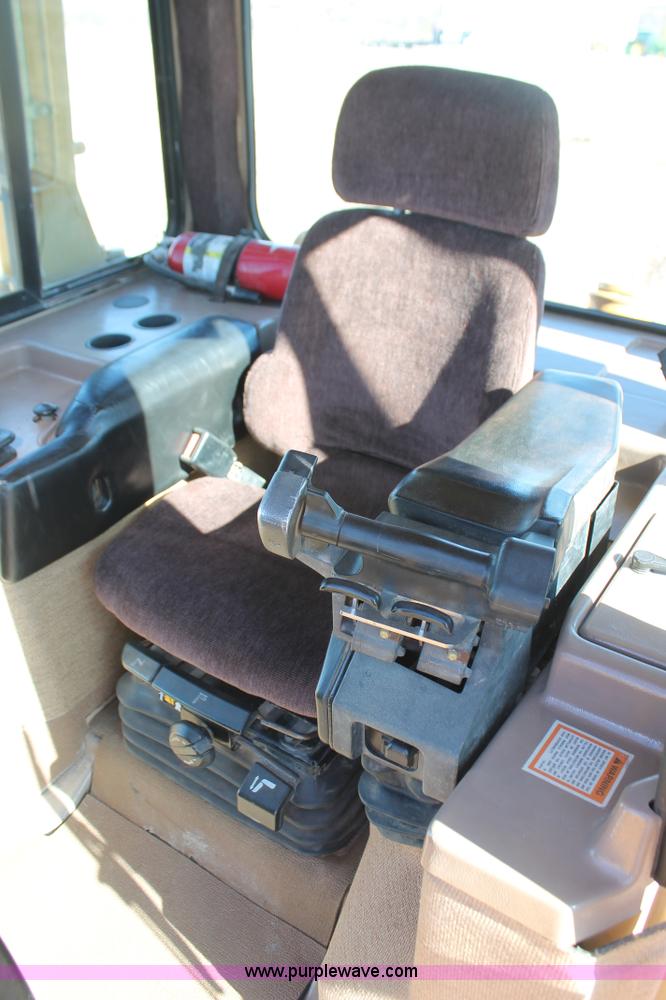 image for item H5508 1999 Caterpillar D6M LGP dozer