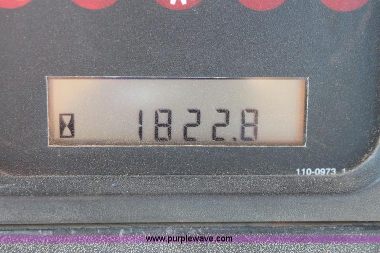 image for item H5508 1999 Caterpillar D6M LGP dozer