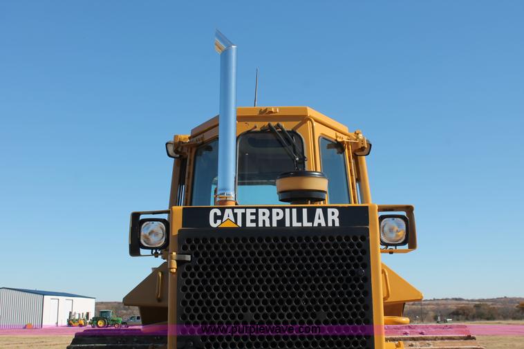 image for item H5508 1999 Caterpillar D6M LGP dozer