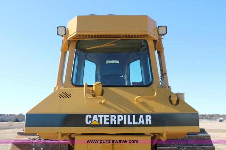 image for item H5508 1999 Caterpillar D6M LGP dozer