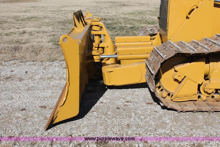 image for item H5508 1999 Caterpillar D6M LGP dozer