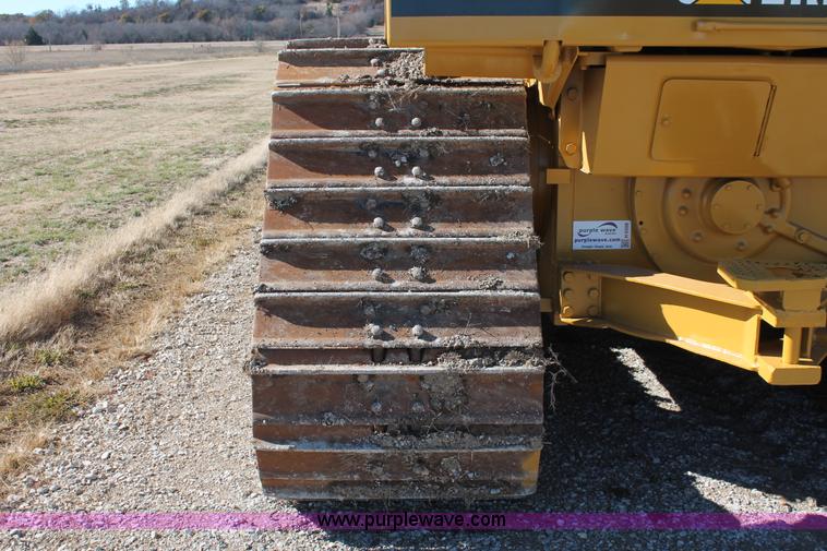 image for item H5508 1999 Caterpillar D6M LGP dozer