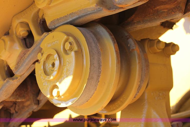 image for item H5508 1999 Caterpillar D6M LGP dozer