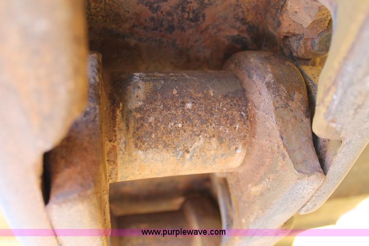 image for item H5508 1999 Caterpillar D6M LGP dozer