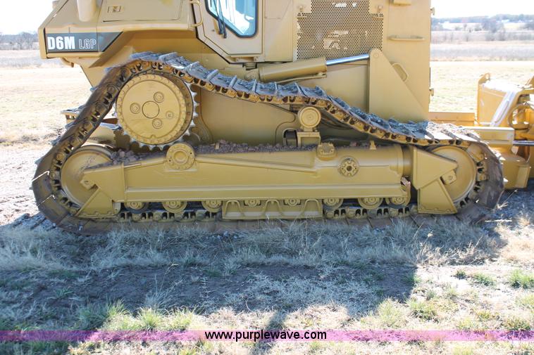 image for item H5508 1999 Caterpillar D6M LGP dozer