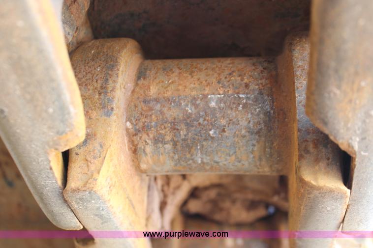 image for item H5508 1999 Caterpillar D6M LGP dozer