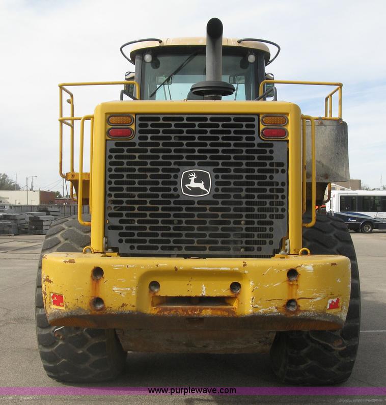image for item H9378 2006 John Deere 744J wheel loader
