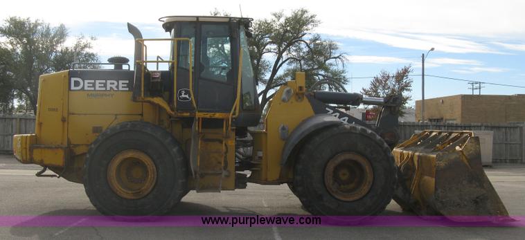 image for item H9378 2006 John Deere 744J wheel loader