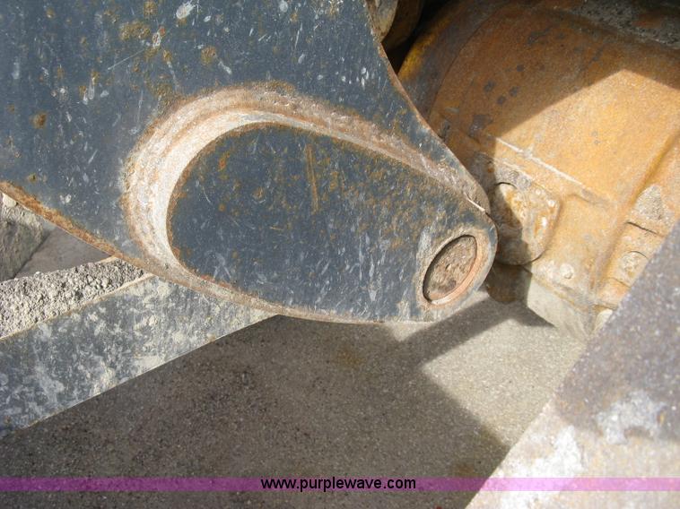 image for item H9378 2006 John Deere 744J wheel loader