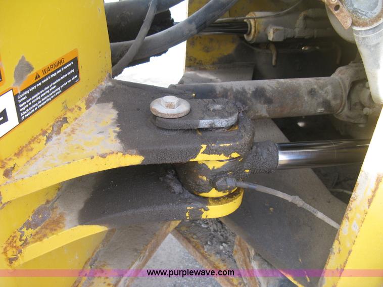 image for item H9378 2006 John Deere 744J wheel loader