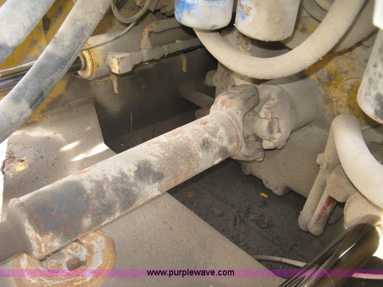 image for item H9378 2006 John Deere 744J wheel loader