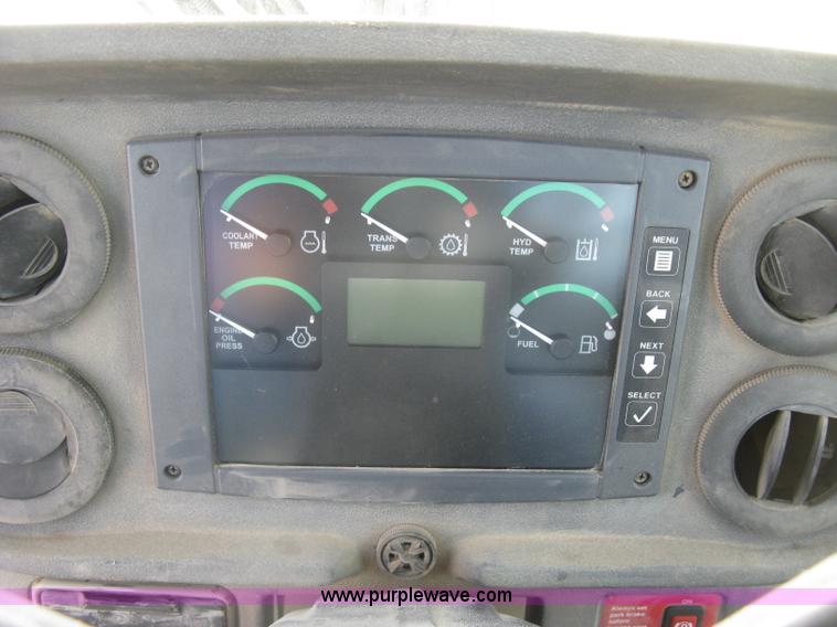 image for item H9378 2006 John Deere 744J wheel loader