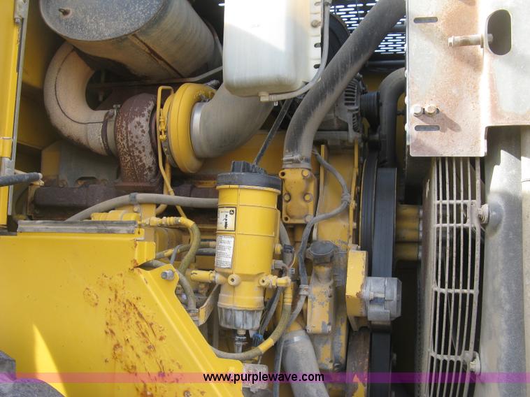 image for item H9378 2006 John Deere 744J wheel loader